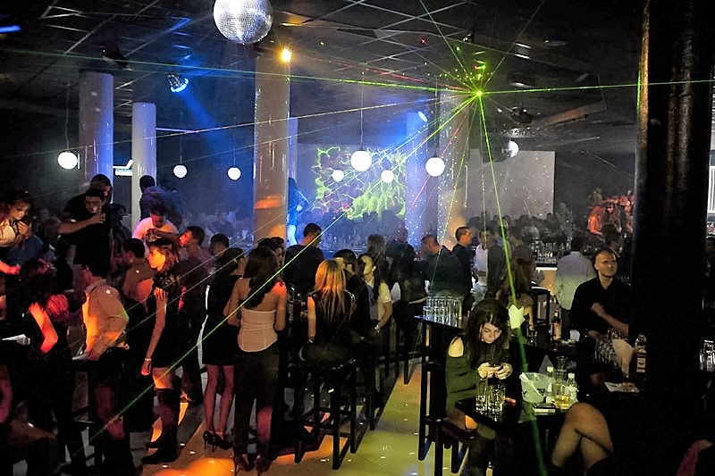 Borovets Gece Hayatı